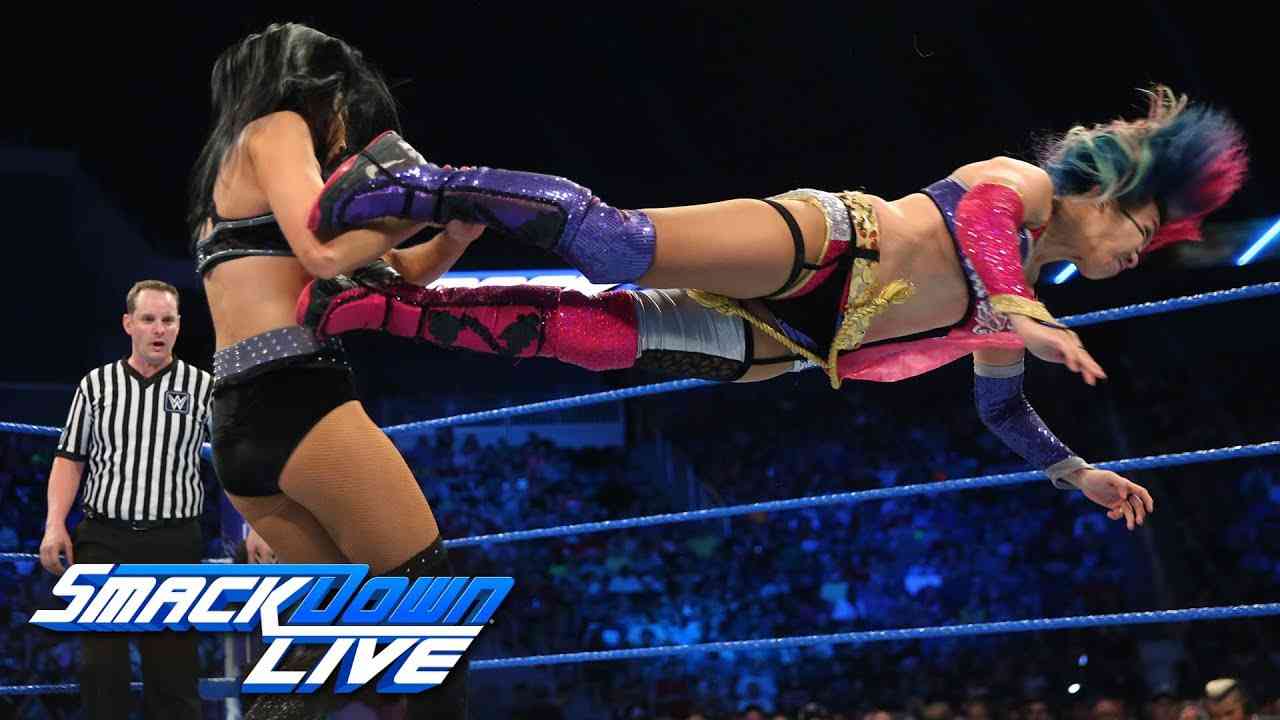 Asuka vs. Billie Kay: SmackDown LIVE, July 24, 2018 - YouTube