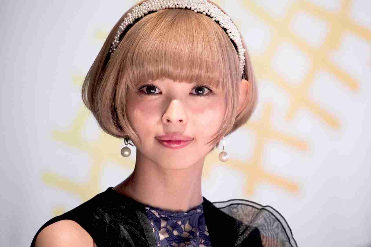 最上もが、黒髪ボブのイメチェンヘアを披露「ミステリアスな感じがたまらない！」の声 | AbemaTIMES