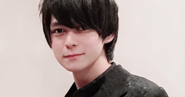 新田真剣佑の弟デビュー、親子ハリウッド目指し千葉真一が鬼特訓 | 女性自身