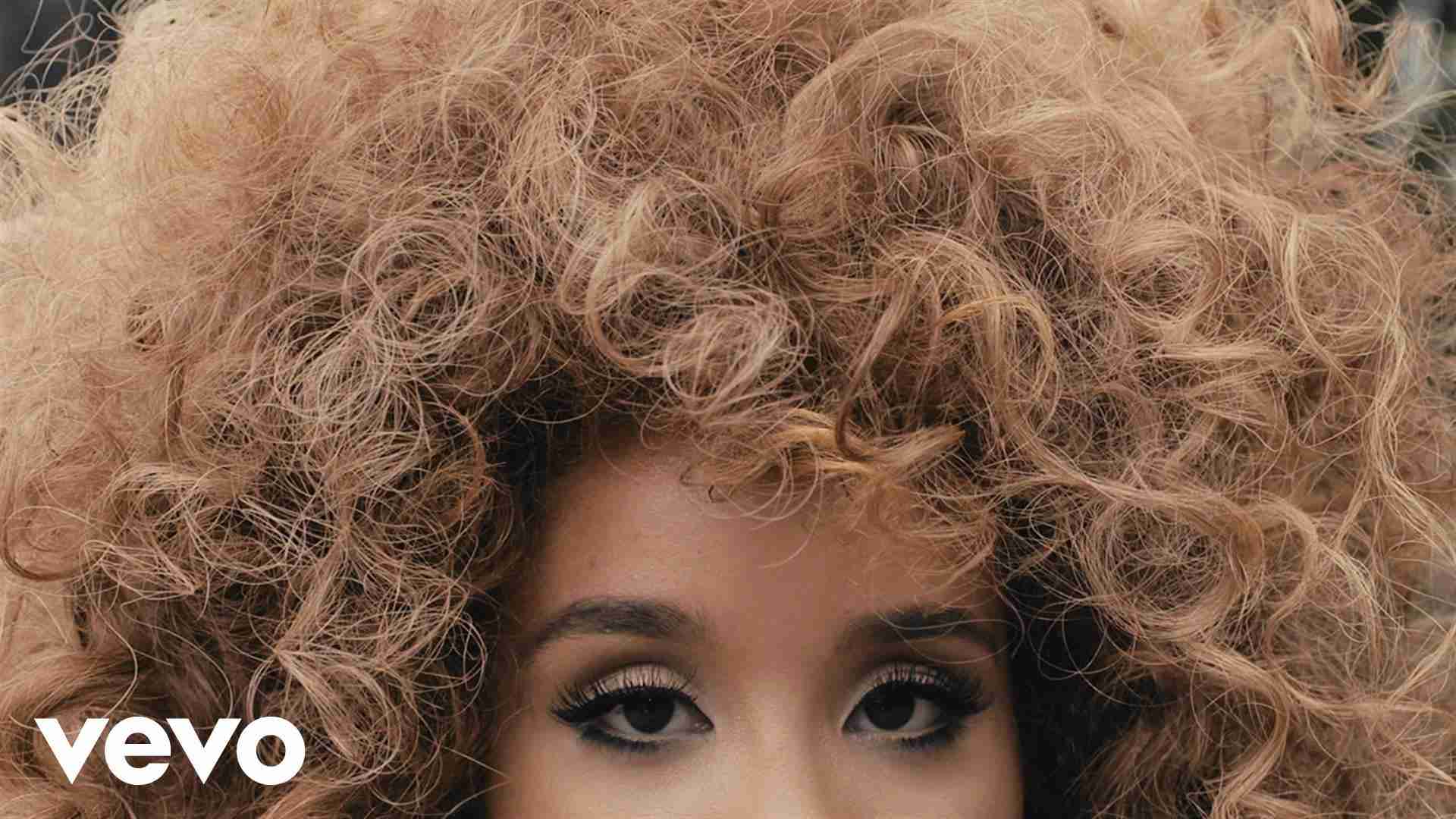 LION BABE - Jump Hi ft. Childish Gambino - YouTube