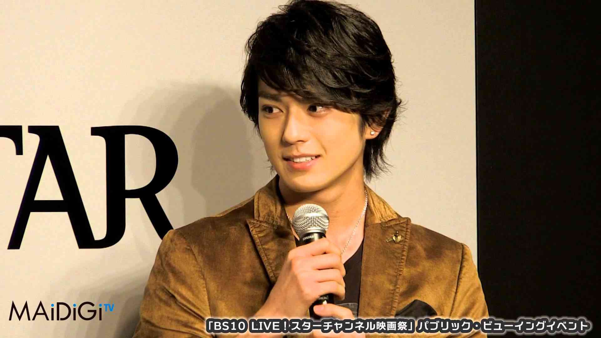 真剣佑、父・千葉真一の演技は「見たことない」　「BS10 LIVE！スターチャンネル映画祭」パブリック・ビューイングイベント(5) - YouTube