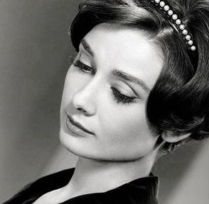 黒柳徹子が主演舞台の公開稽古「90歳くらいまで」
