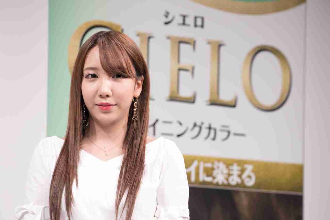 「素っぴんでも可愛い！」ざわちん、パジャマ姿のナチュラルオフショットに絶賛の声 | AbemaTIMES