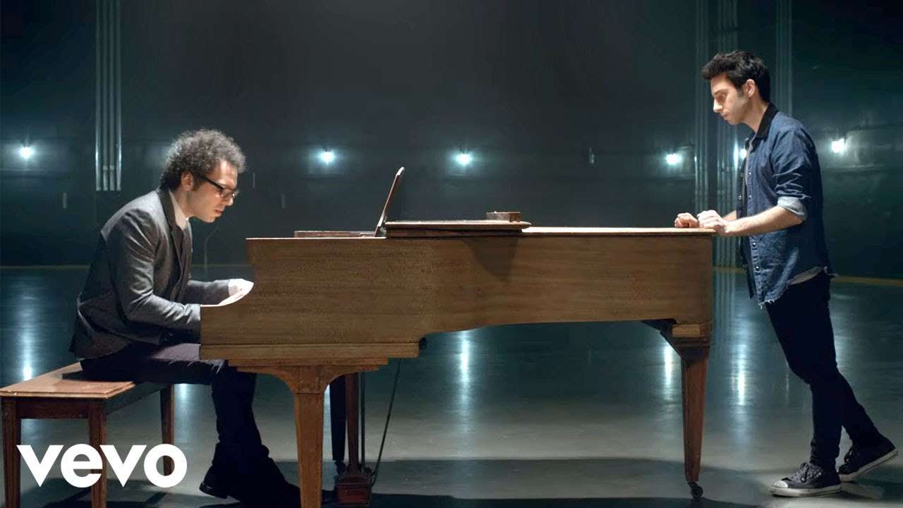 A Great Big World, Christina Aguilera - Say Something - YouTube