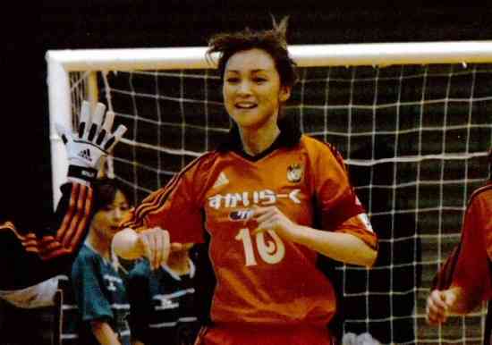 元モー娘・吉澤ひとみ容疑者、日頃から酒が入った状態で仕事か…ファンから失望の声続出 | ビジネスジャーナル