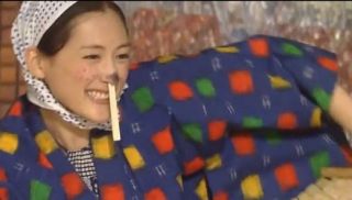 女優さんの全力変顔・コスプレが見たい!