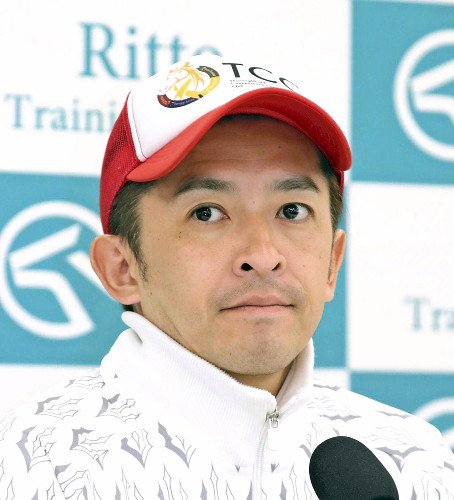 福永祐一騎手　落馬で頭蓋骨骨折
