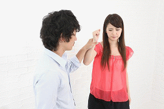 【女性に役立つ知識】防犯グッツ・護身術を教わるトピ