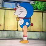 腰の位置が高くて短足な人