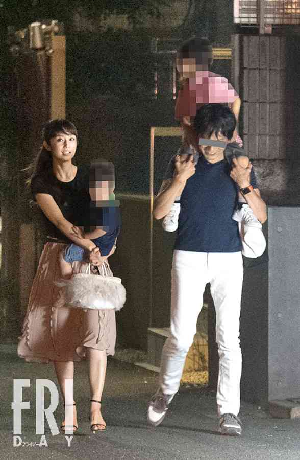 もはや家族 小倉優子 エリート歯科医の子連れデートをスクープ撮 ガールズちゃんねる Girls Channel