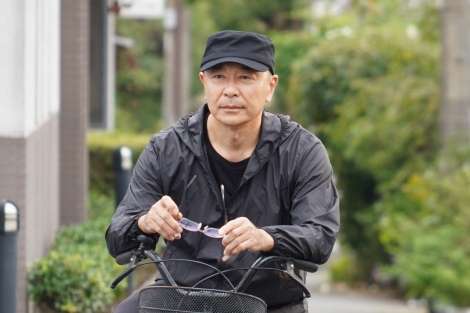 高橋克実、“伝説の空き巣”役に挑戦 ひょっこりはんと『ドロ刑』1話ゲスト出演