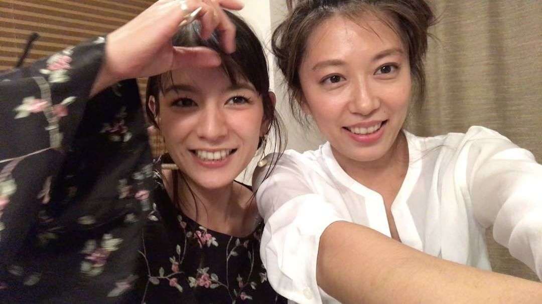 「スタイルよすぎて惚れ惚れ」「子鹿ちゃんのよう」里田まい、美脚際立つ秋コーデに絶賛の声