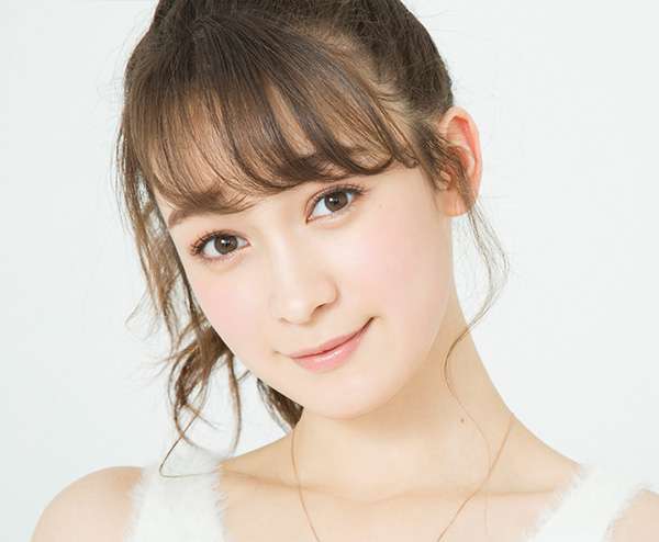 板野友美、野崎萌香・藤井サチらとプライベートディズニー「美女だらけ」「目立つ」と反響