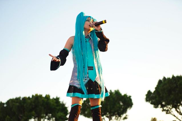       misono、初音ミクのコスプレ姿で歌唱ショット公開「可愛いーッッ！」｜E-TALENTBANK co.,ltd.  