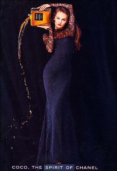 色々な化粧品ポスターが見たい！