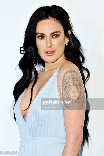 ブルース・ウィリスの娘ルーマー・ウィリス、30歳を機にタトゥー除去
