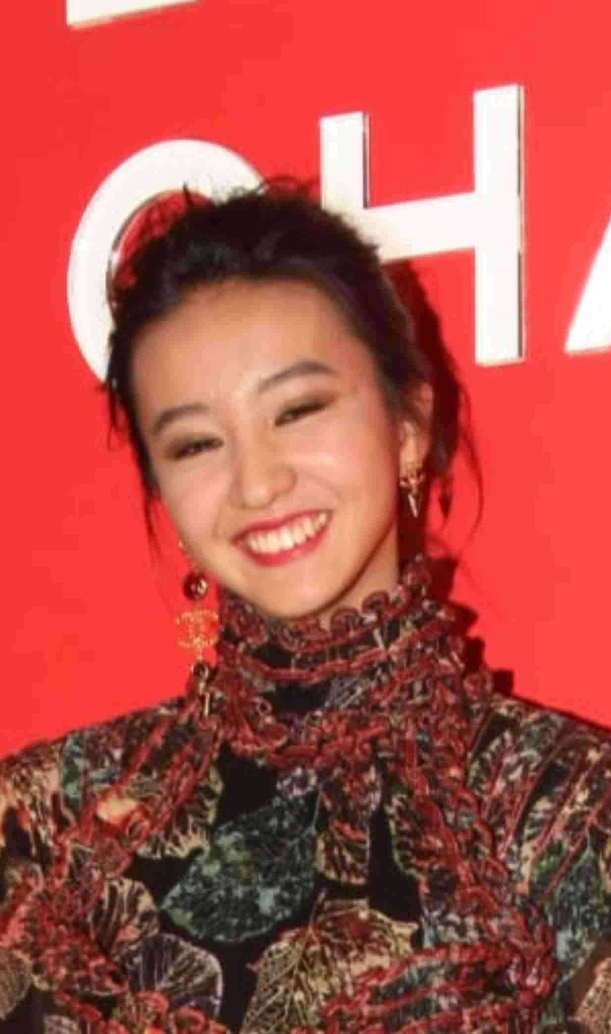 木村拓哉の次女・Koki,(コウキ)、圧巻のオーラで香港上陸 大勢の報道陣で溢れる