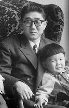政治家の若い頃の画像を貼るトピ♪