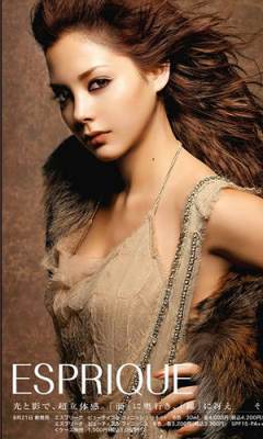 色々な化粧品ポスターが見たい！