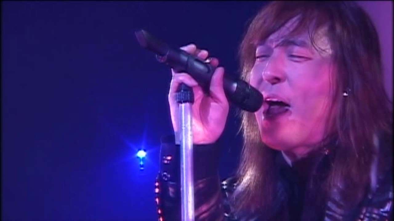 「GIRL FRIEND」(2005)TM NETWORK with 浅倉大介 - YouTube