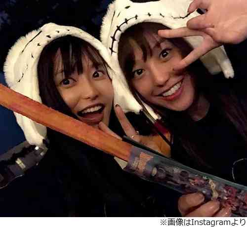 岡副麻希＆小島瑠璃子が“ハロウィーンディズニー”満喫