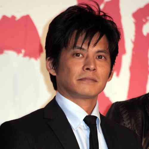 織田裕二が“月9”『SUITS／スーツ』現場で大暴れの原因とは - まいじつ