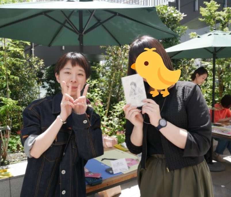 oyumiさんはInstagramを利用しています:「イベント時の写真。人に撮られること滅多にないから新鮮だ…また何かの形でこういう出店できたらいいですね。初めてだから色々準備も足りなくて、なんだか申し訳なかったです。許してほしい。」
