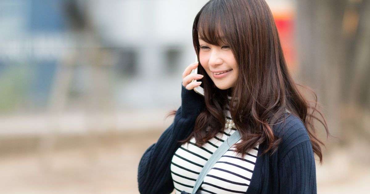 フリー素材だった！ Gカップの「パイスラ」美女・茜さやが破壊力ありすぎる - Togetter