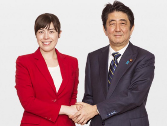 未成年のセクシーグラビアについて