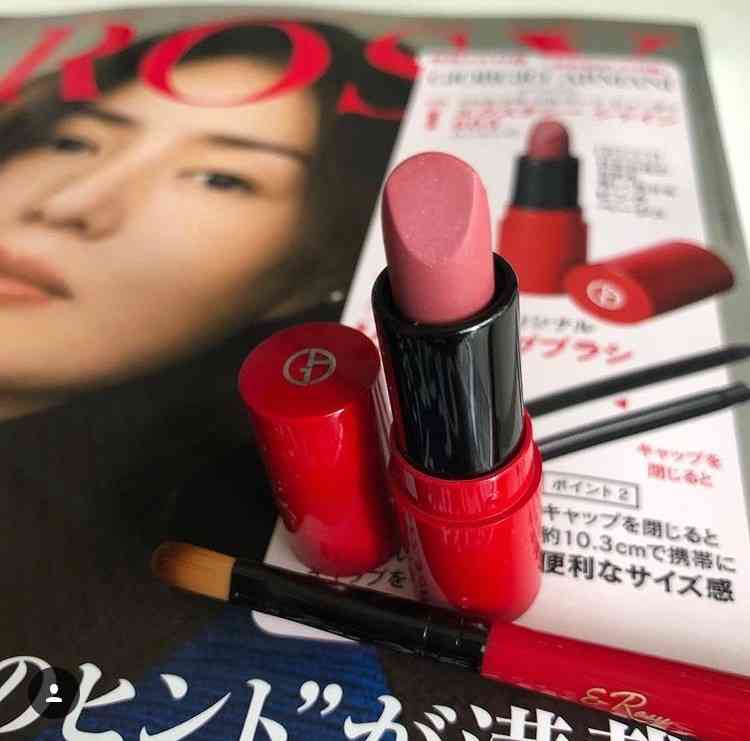 ブランドコスメや女優ミラーまで! 12月号は美容付録が勢ぞろい
