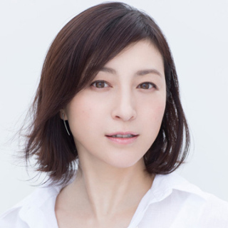 鼻の穴が上を向いている人
