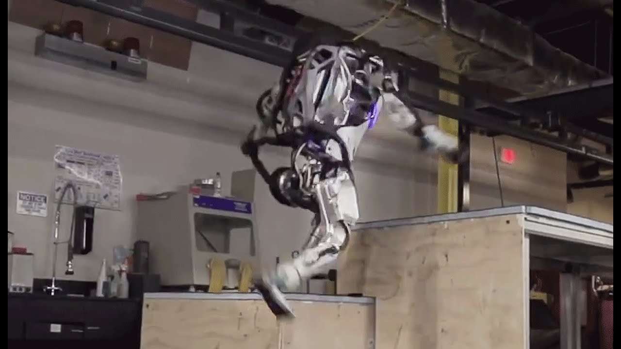 Atlas performs parkour / free-running moves, humanoid robot from Boston Dynamics | ロボット - YouTube