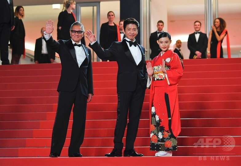 木村拓哉の次女・Koki,（コウキ）、圧巻のオーラで香港上陸 大勢の報道陣で溢れる