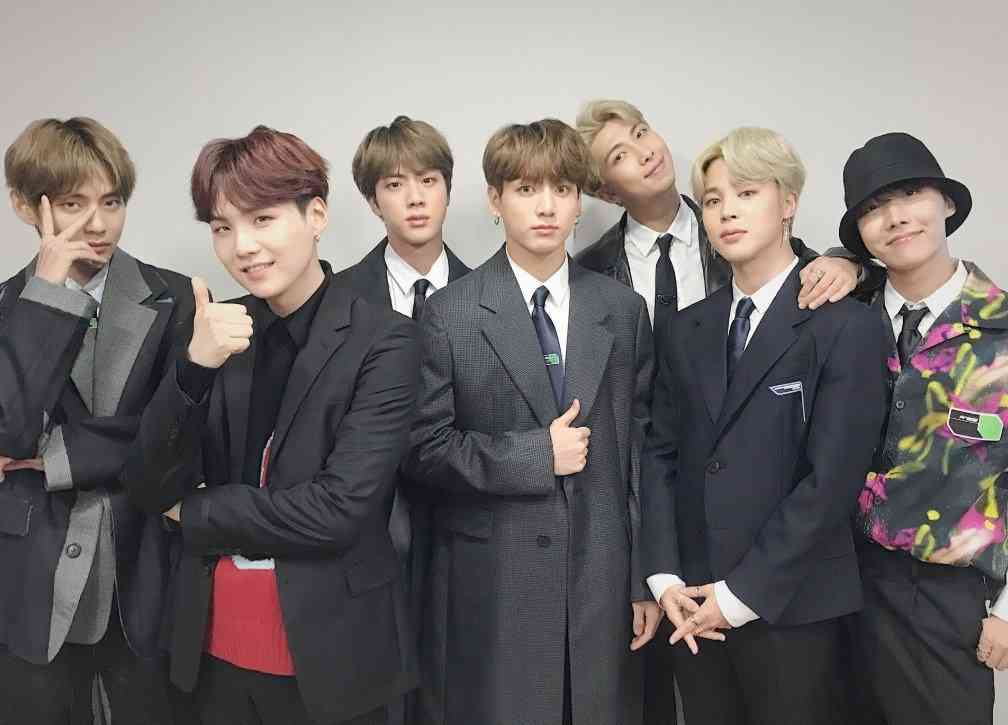 BTS(防弾少年団) 日本シングル、リリースと同時にオリコンチャート1位に! 「FOR YOU」から6作品連続で1位を記録 - DANMEE ダンミ