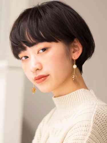 工藤静香、ウィンドブレーカー姿でさりげなく