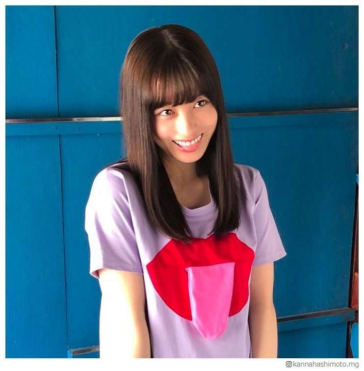 橋本環奈のお茶目な“舌ペロ”ショットに「可愛すぎ」「キュンとくる」とファン悶絶