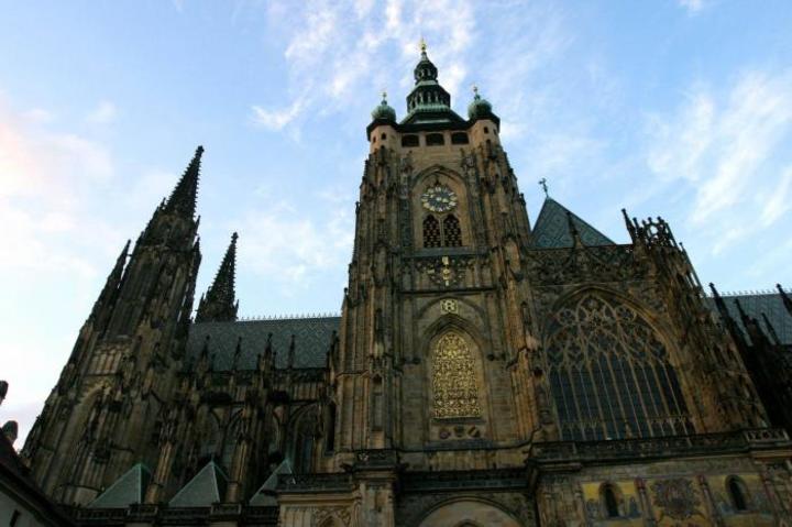 文大統領、チェコ訪問も大統領に会えず＝韓国ネット「スケジ...｜レコードチャイナ