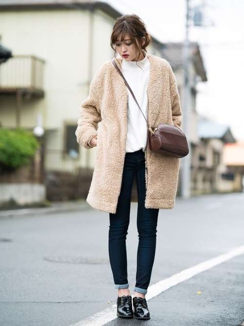 75 ビッグ カラー コート 流行 遅れ 人気のファッショントレンド