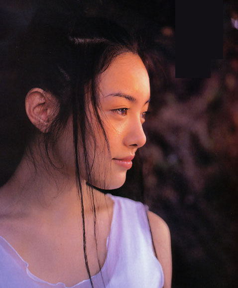 横顔が綺麗な芸能人