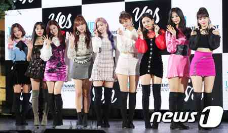 「TWICE」、日本レコード大賞「優秀作品賞」を受賞！│韓国音楽K-POP│韓国ドラマ・韓流ドラマ 韓国芸能ならワウコリア
