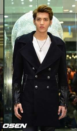 KRIS（元EXO）に米iTunesチャートの順位操作疑惑…不正行為と見なされビルボード順位から除外（WoW!Korea） - Yahoo!ニュース