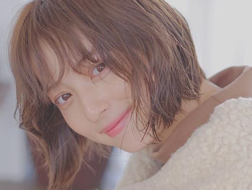 橋本環奈のお茶目な“舌ペロ”ショットに「可愛すぎ」「キュンとくる」とファン悶絶