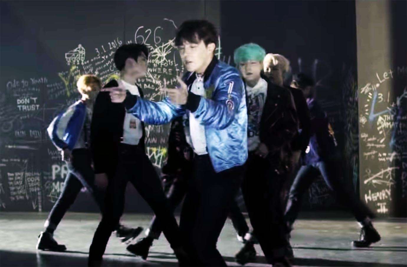【問題視】ナチス帽子・原爆Tシャツ炎上の韓国アイドルBTSが音楽ランキング不正で1位獲得 / 北米BuzzFeedがスクープ「ビルボード順位は不正」 ｜ バズプラスニュース Buzz+