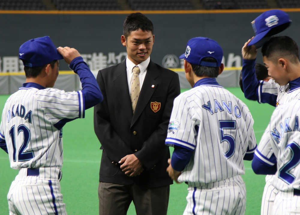 根尾＆藤原　１２球団ジュニアトーナメント始球式で苦笑い「これはダメだと」― スポニチ Sponichi Annex 野球