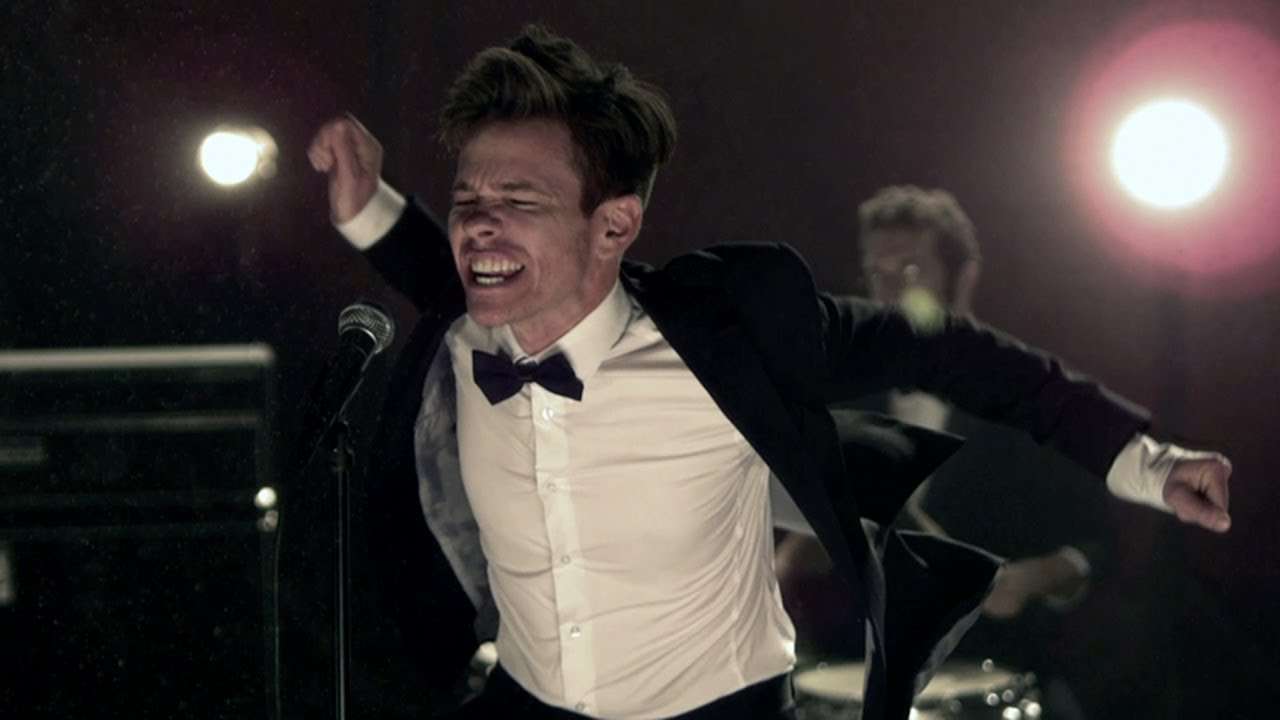 Fun.: We Are Young ft. Janelle Monáe [OFFICIAL VIDEO] - YouTube