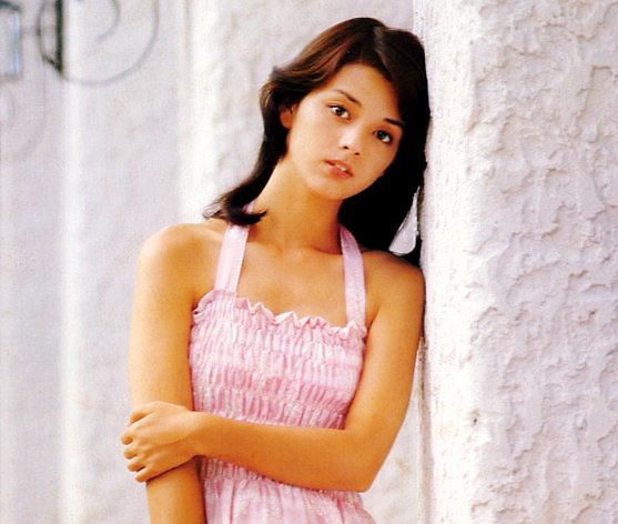昭和の美人タレントの画像を貼ってください