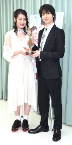 高杉真宙&安田聖愛、快挙達成で喜び会見 共演作が『モナコ国際映画祭』最優秀作品賞