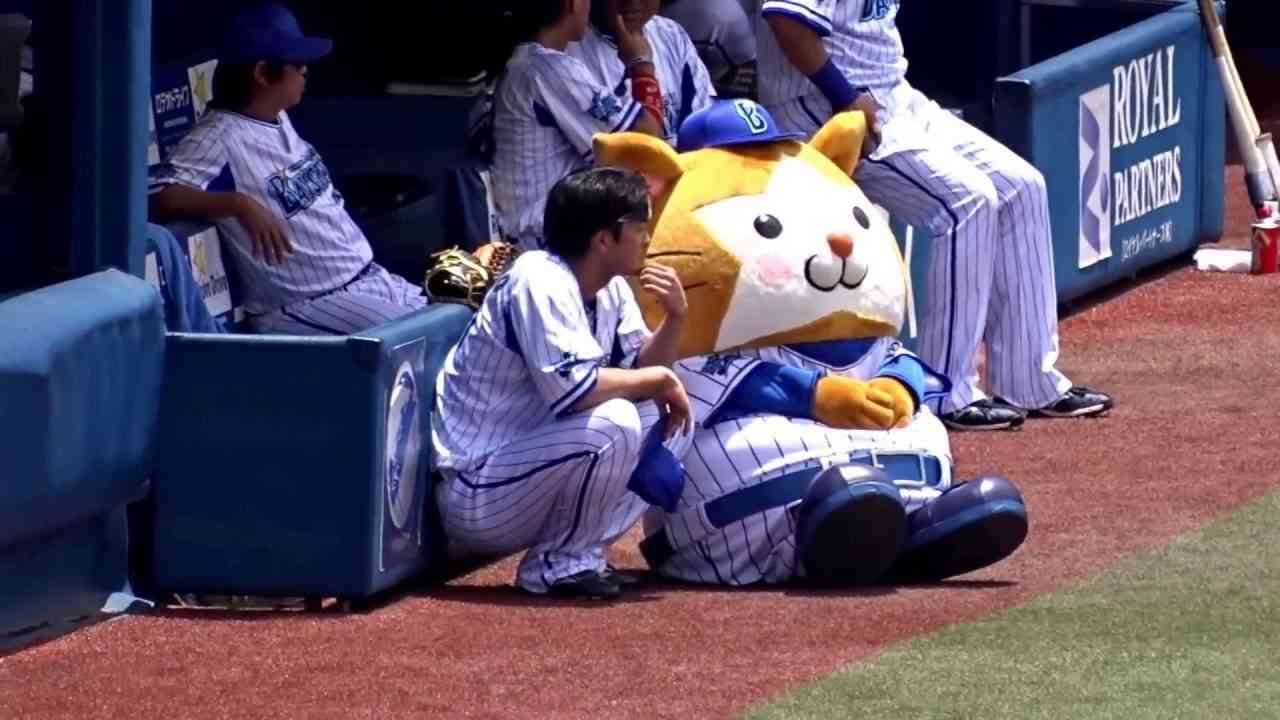 プロ野球選手、球団マスコットの画像を貼りましょう