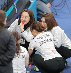 新語・流行語大賞：「そだねー」が大賞　トップテンに「おっさんずラブ」「eスポーツ」など