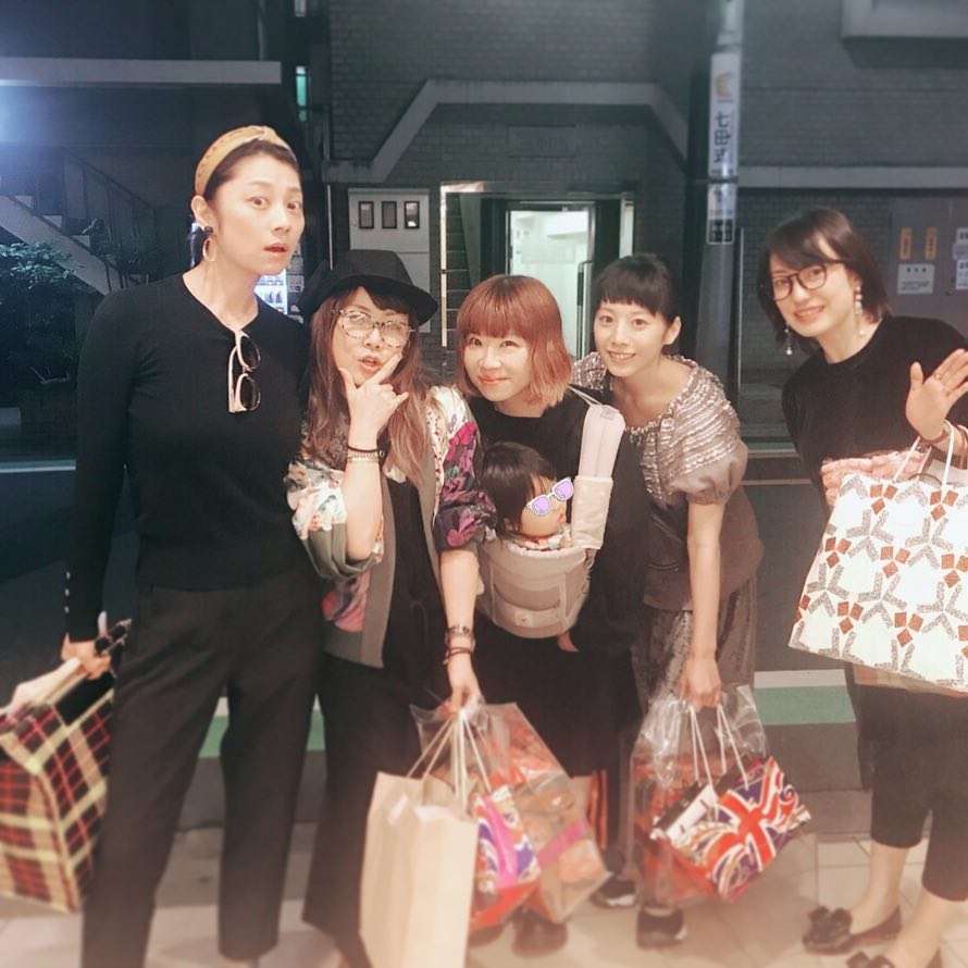 菅野美穂&小池栄子&夏帆&PUFFY大貫亜美ら、女子会開催「超豪華」「すごいメンバー」と反響